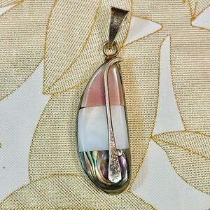 VTG Southwest Sterling Pink White Mother Of Pearl Abalone Pendant
Mexico